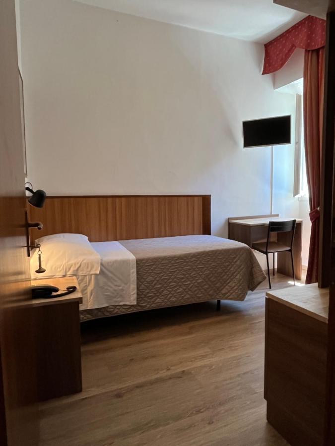 Hotel Umbria بيرودجا المظهر الخارجي الصورة