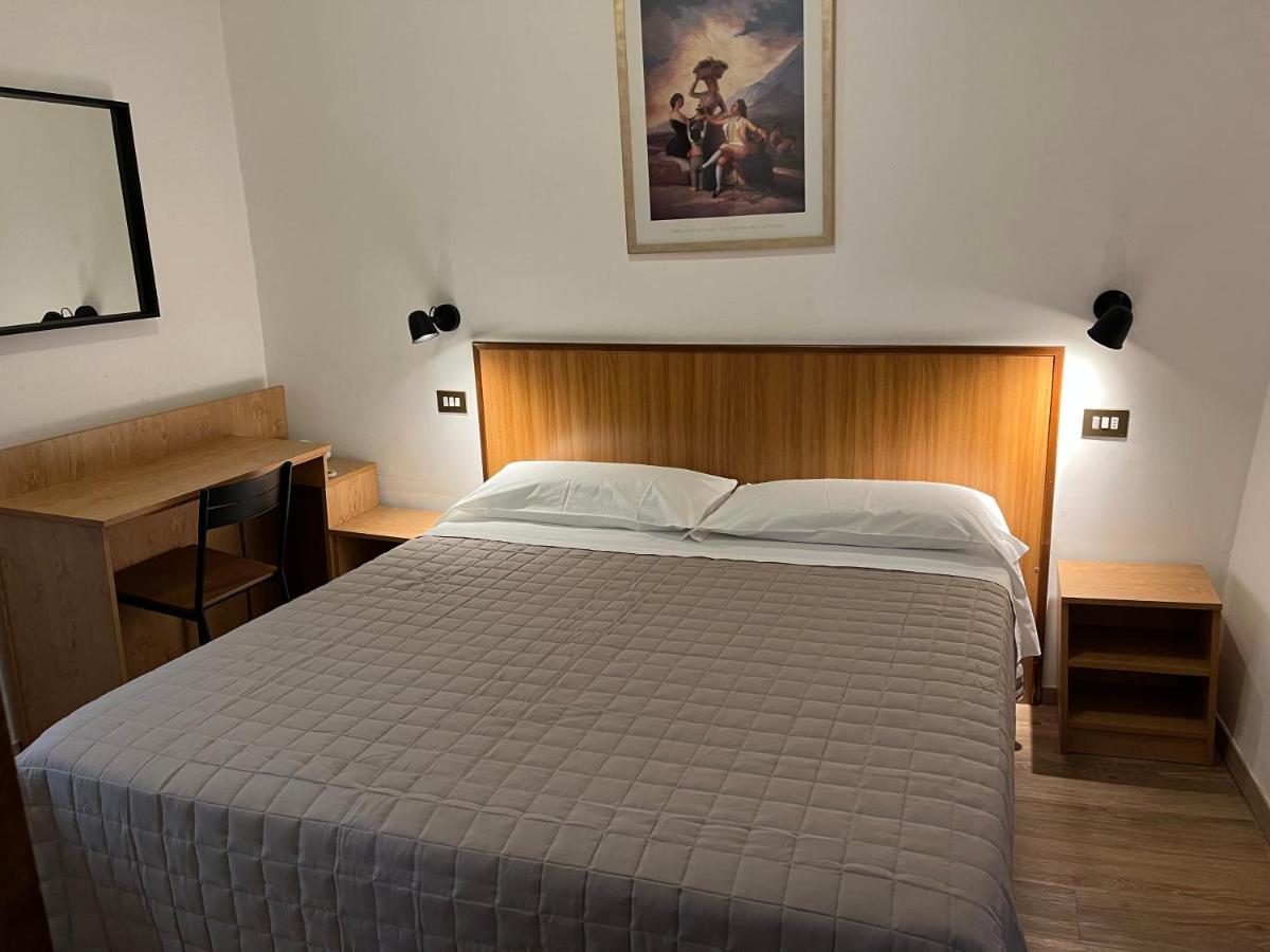 Hotel Umbria بيرودجا المظهر الخارجي الصورة