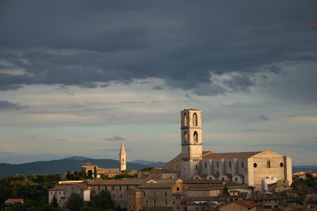 Hotel Umbria بيرودجا المظهر الخارجي الصورة